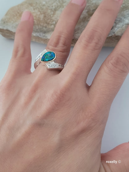 ❤️925 Size 7.75 Precious Sterling Silver and Solid Yellow Gold Topaz, and Mosaic Opal Ring!