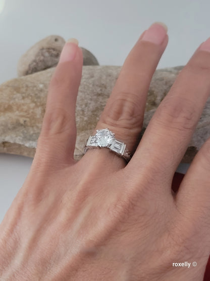 ❤️925 Size 6 Precious Sterling Silver Cubic Zirconia Ring!