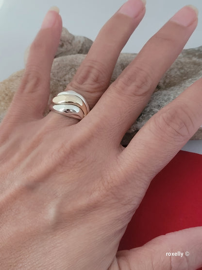 ❤️Size 7.5 Gorgeous 925 Sterling Silver and 14k Solid Yellow Gold Dome Design Ring!