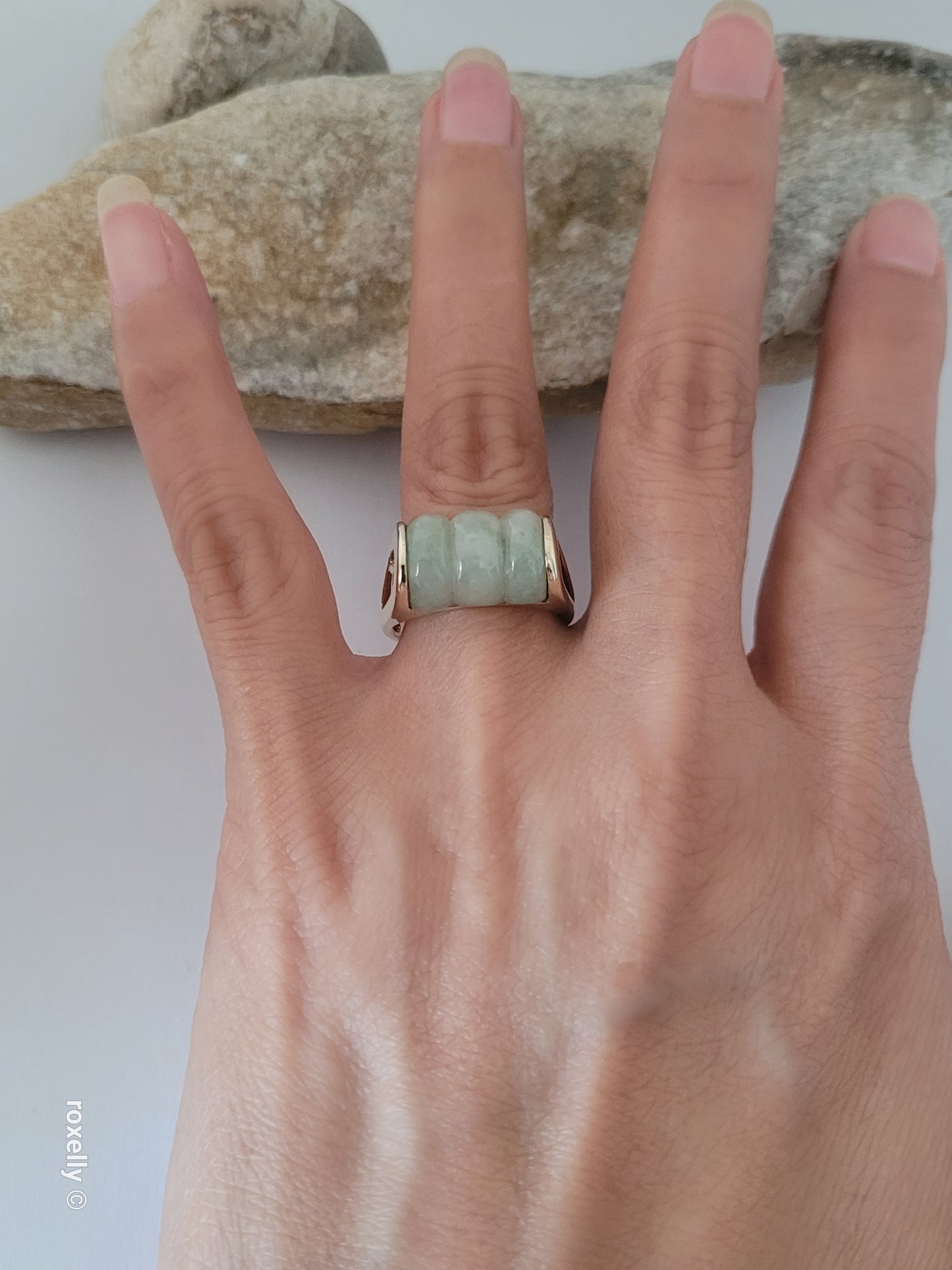 14k Yellow Gold Natural Jade Ring Size 9 Solid Gold!