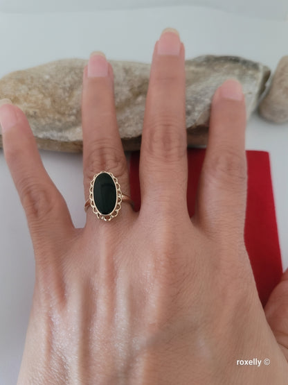 10K Yellow Gold Onyx Cocktail Design Ring Size 6.25 Solid Gold