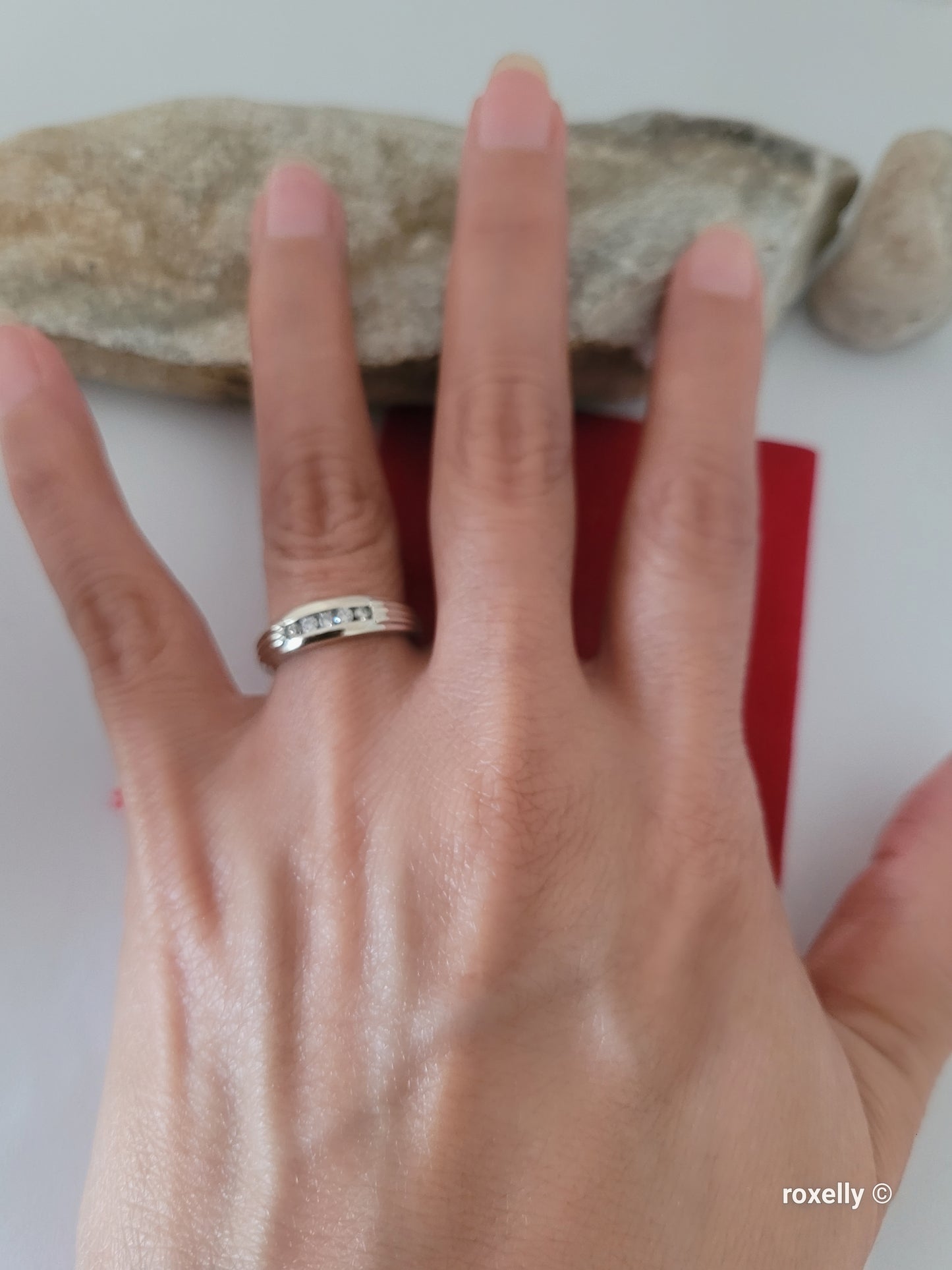 14K White Gold Diamonds Band Ring Size 7 Solid Gold