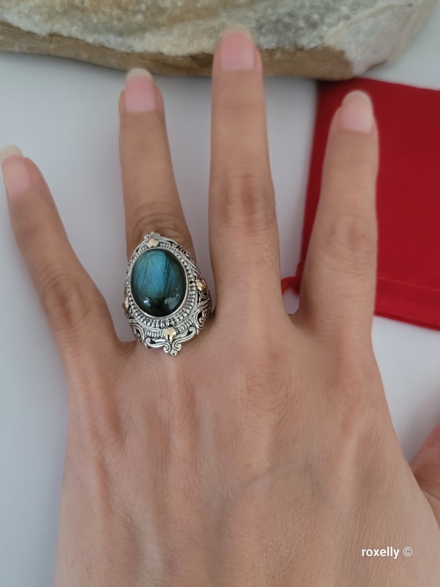 925 Sterling Silver and 18K Solid Gold Labradorite Gemstone Ring Size7!