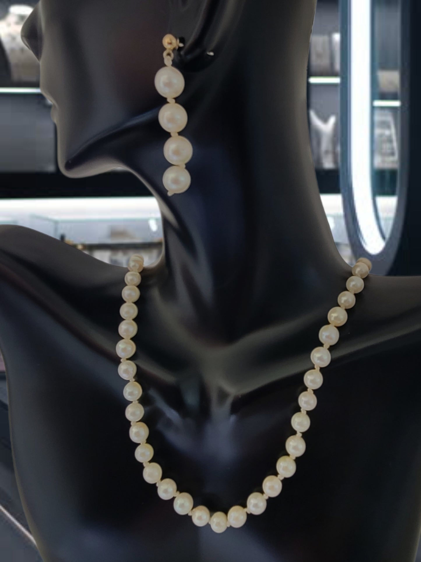 Vintage Freshwater Pearl Necklace & Earrings Set – 14K Yellow Gold Clasp, Posts & Backs
