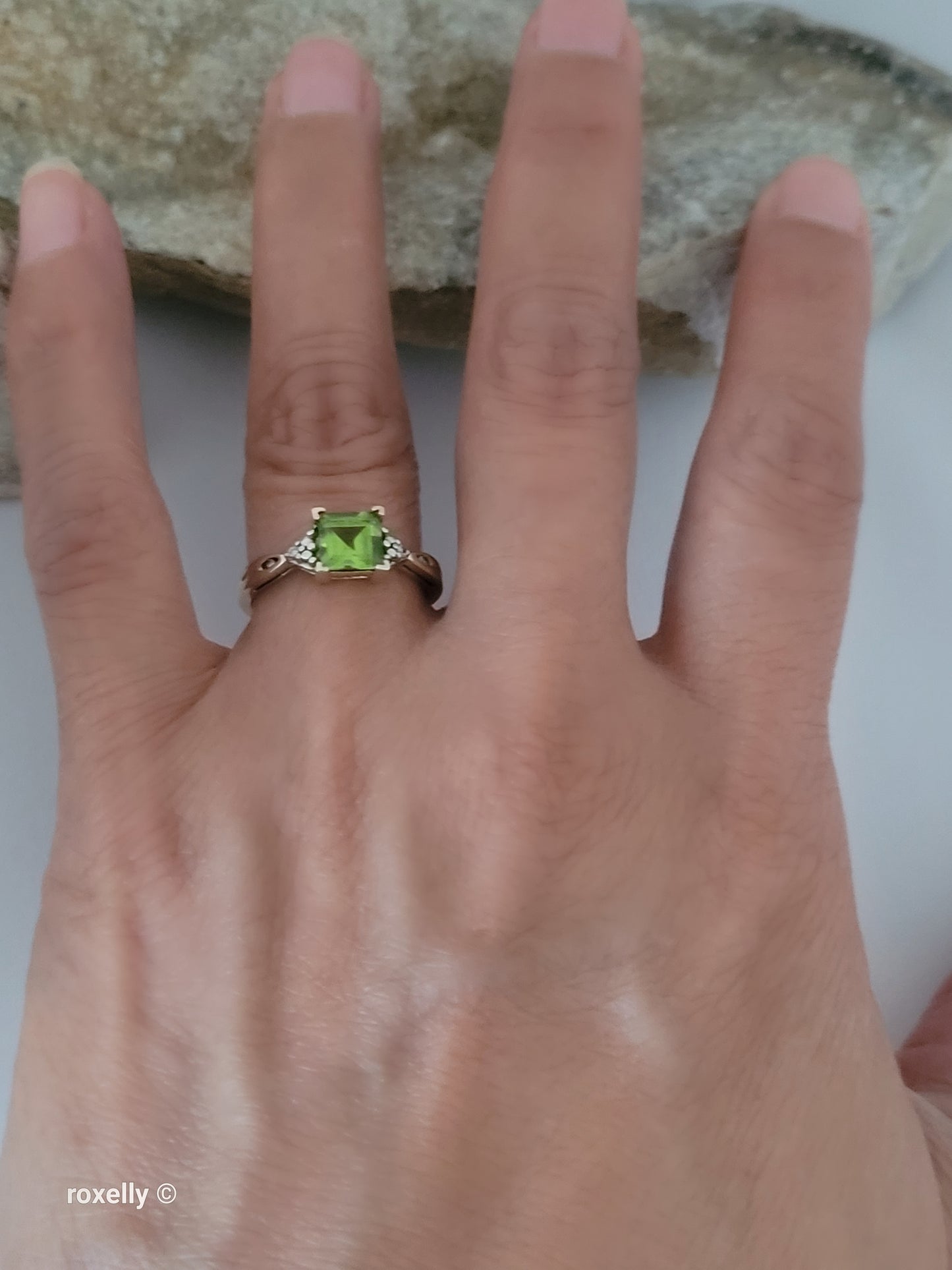 Vintage 10K Yellow Gold Peridot and Diamonds Ring Size 6.75, Solid Gold