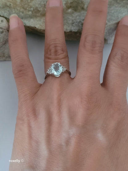 10K White Gold Aquamarine and Diamonds Ring Size 6.75, Solid Gold