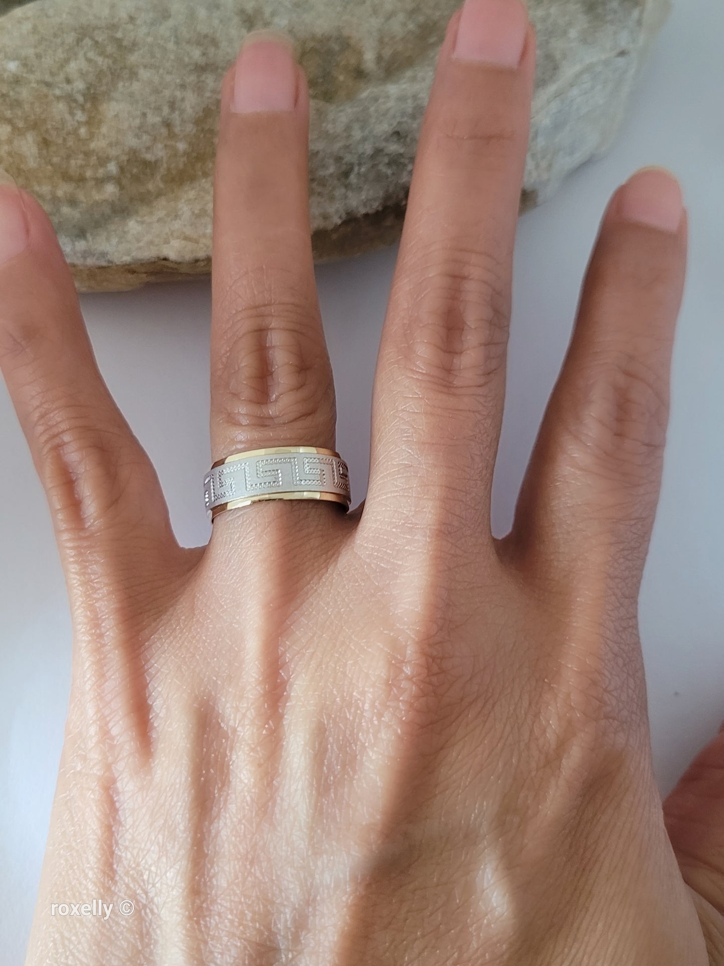 14k Two-Tone Greek Key Design Band Ring Size 7.5, Solid Gold