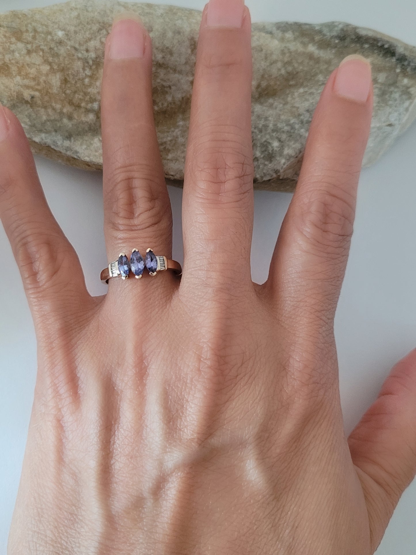 10K Yellow Gold Tanzanite and Diamonds Ring Size 8, Solid Gold!