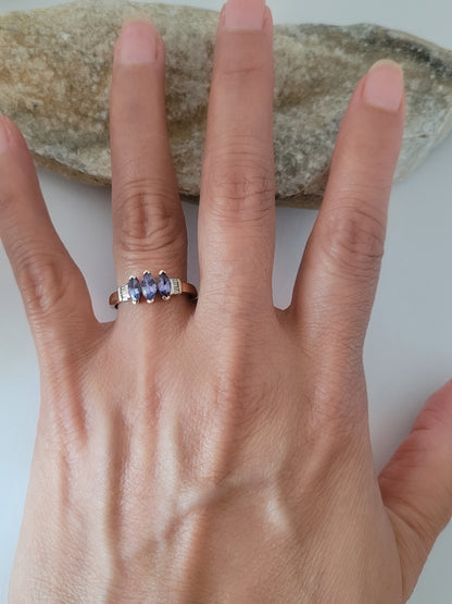 10K Yellow Gold Tanzanite and Diamonds Ring Size 8, Solid Gold!