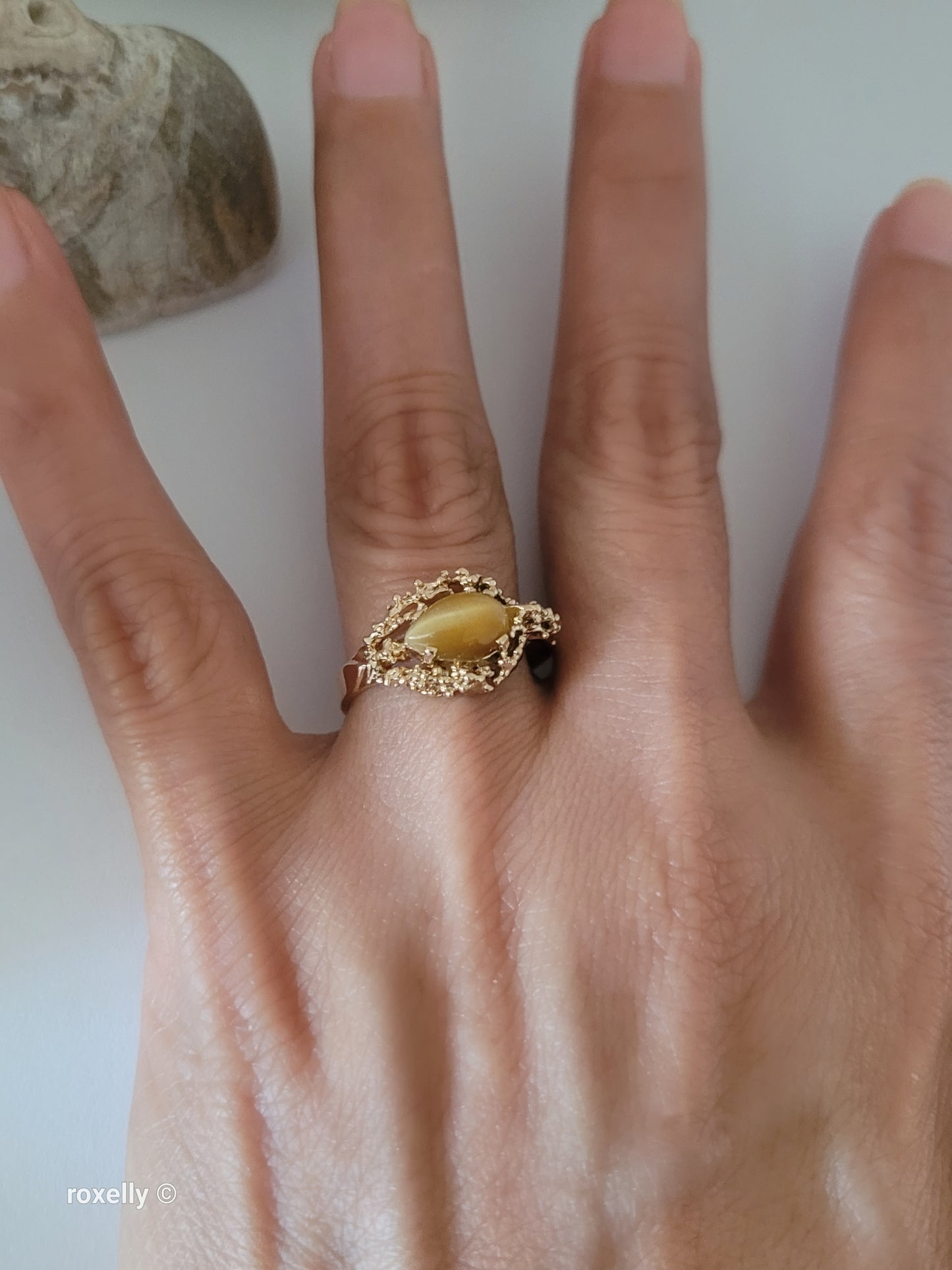 14K Yellow Gold Tiger Eye Cocktail Ring Size 8.25, Solid Gold!