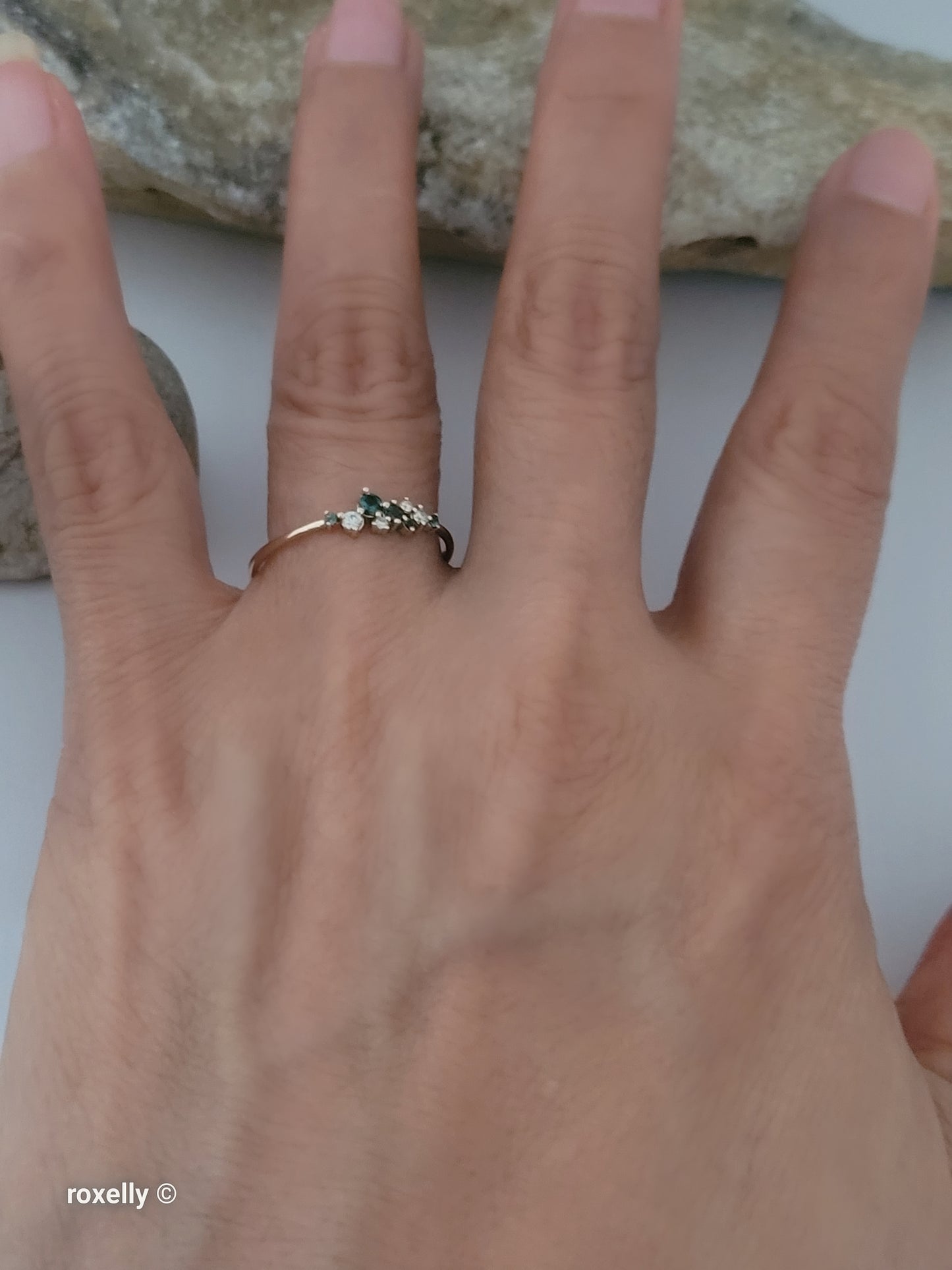 14K Yellow Gold Emeralds & Genuine Diamonds Dainty Lightweight Ring Size 8.5