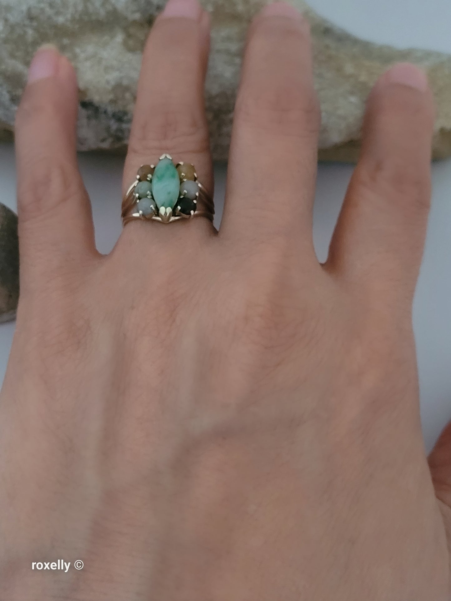 14K Yellow Gold Multi-Tone Jade Gemstones Ring Size 5.25 - Solid Gold