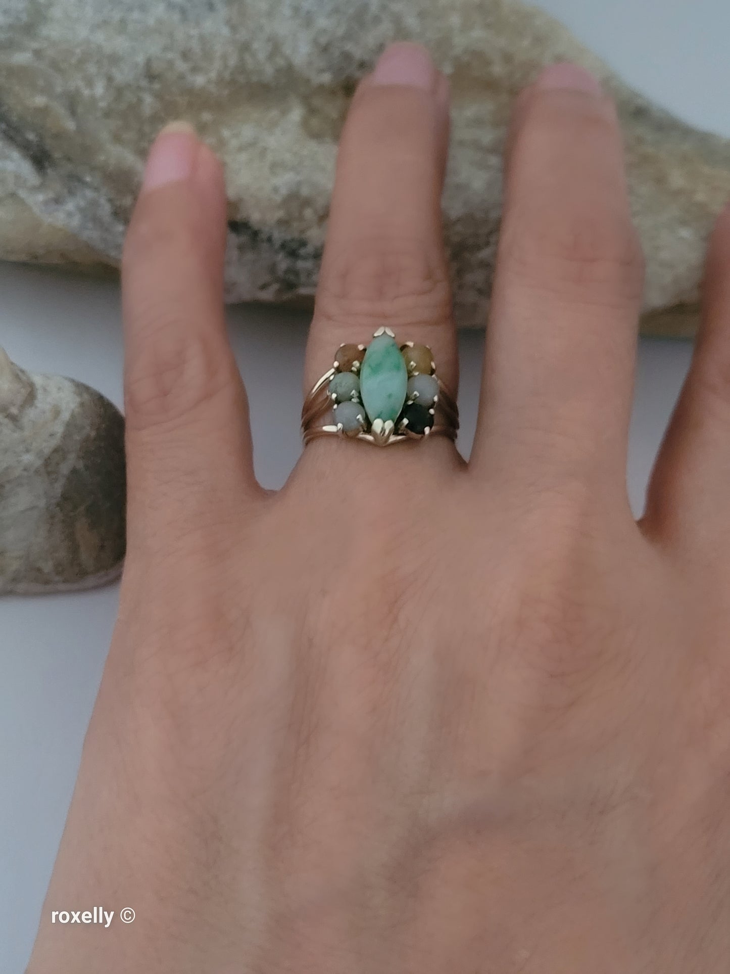 14K Yellow Gold Multi-Tone Jade Gemstones Ring Size 5.25 - Solid Gold