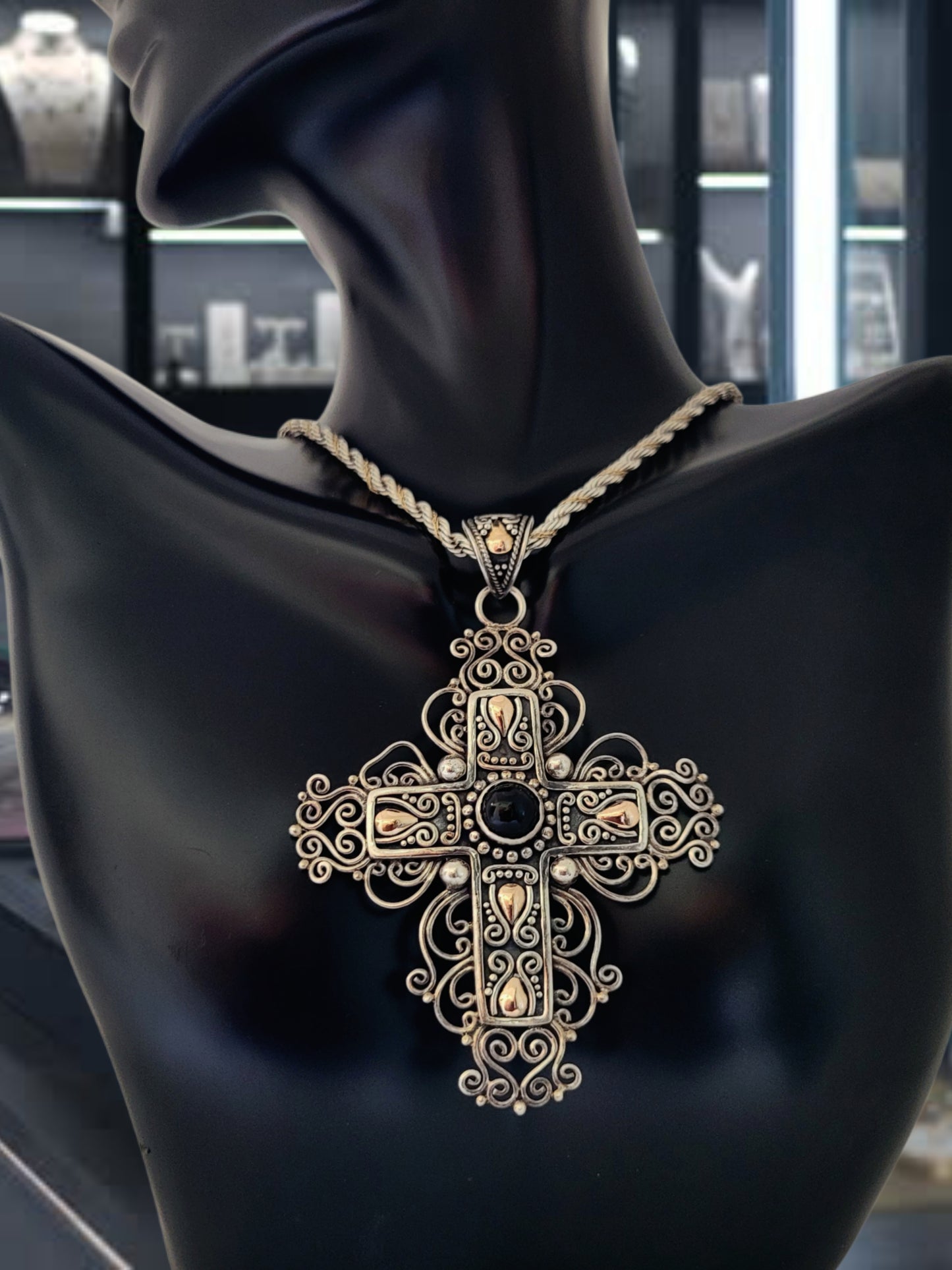 Vintage 925 Sterling Silver and 18K Yellow Gold Black Onyx Filigree Cross Pendant