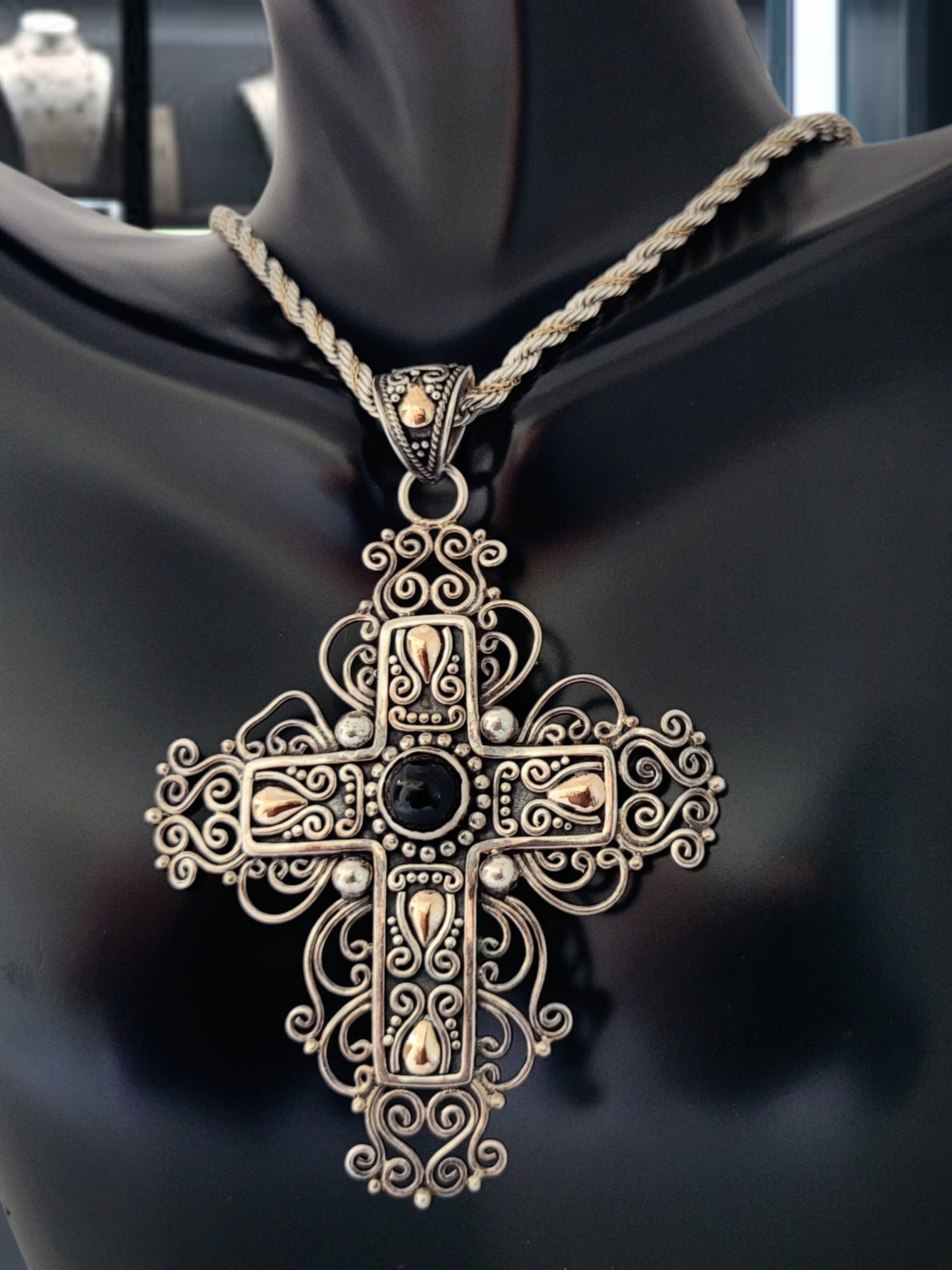 Vintage 925 Sterling Silver and 18K Yellow Gold Black Onyx Filigree Cross Pendant