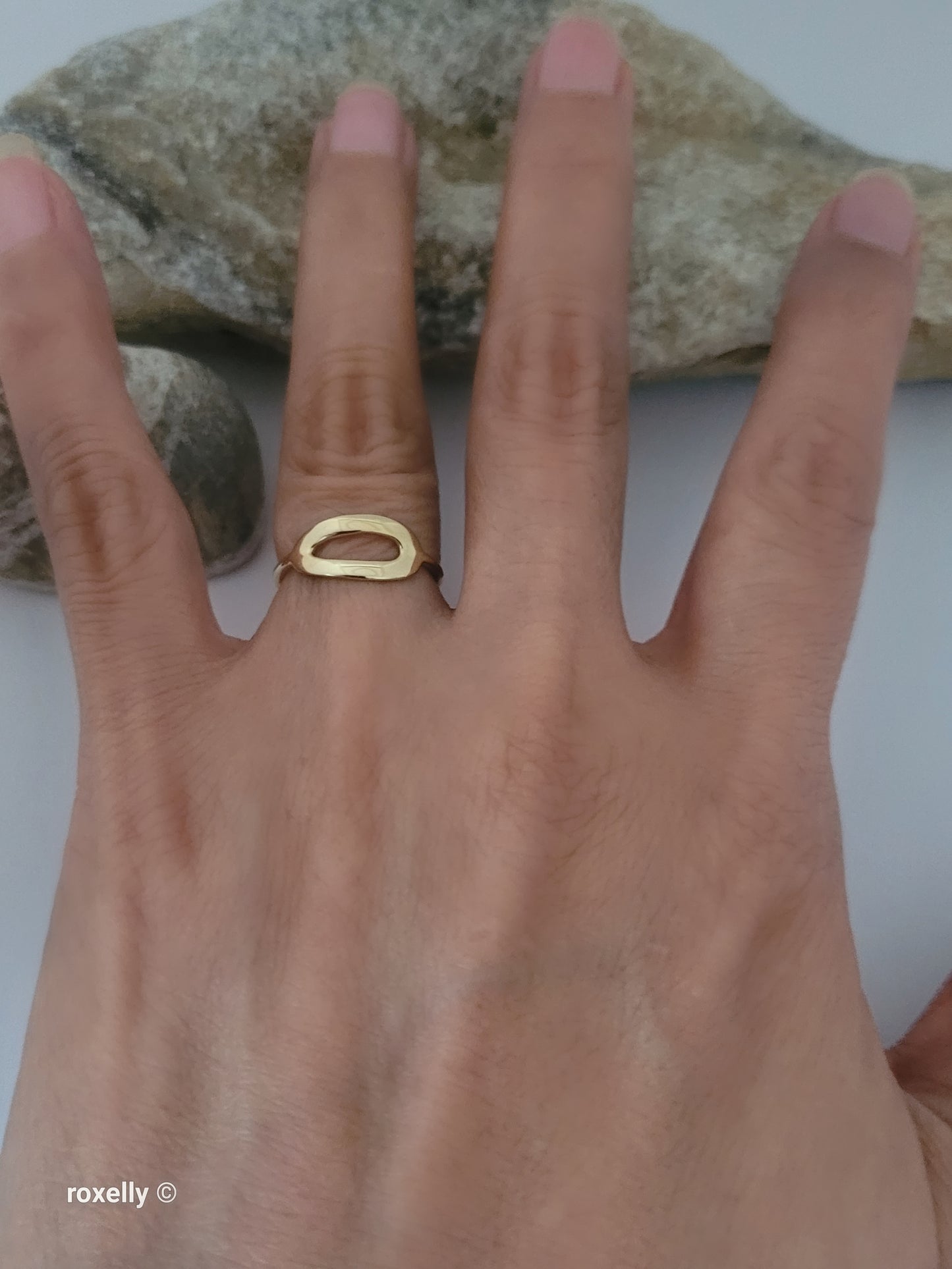 IPPOLITA 18k Solid Gold Modern Minimalist Lightweight Ring – Size 4.75