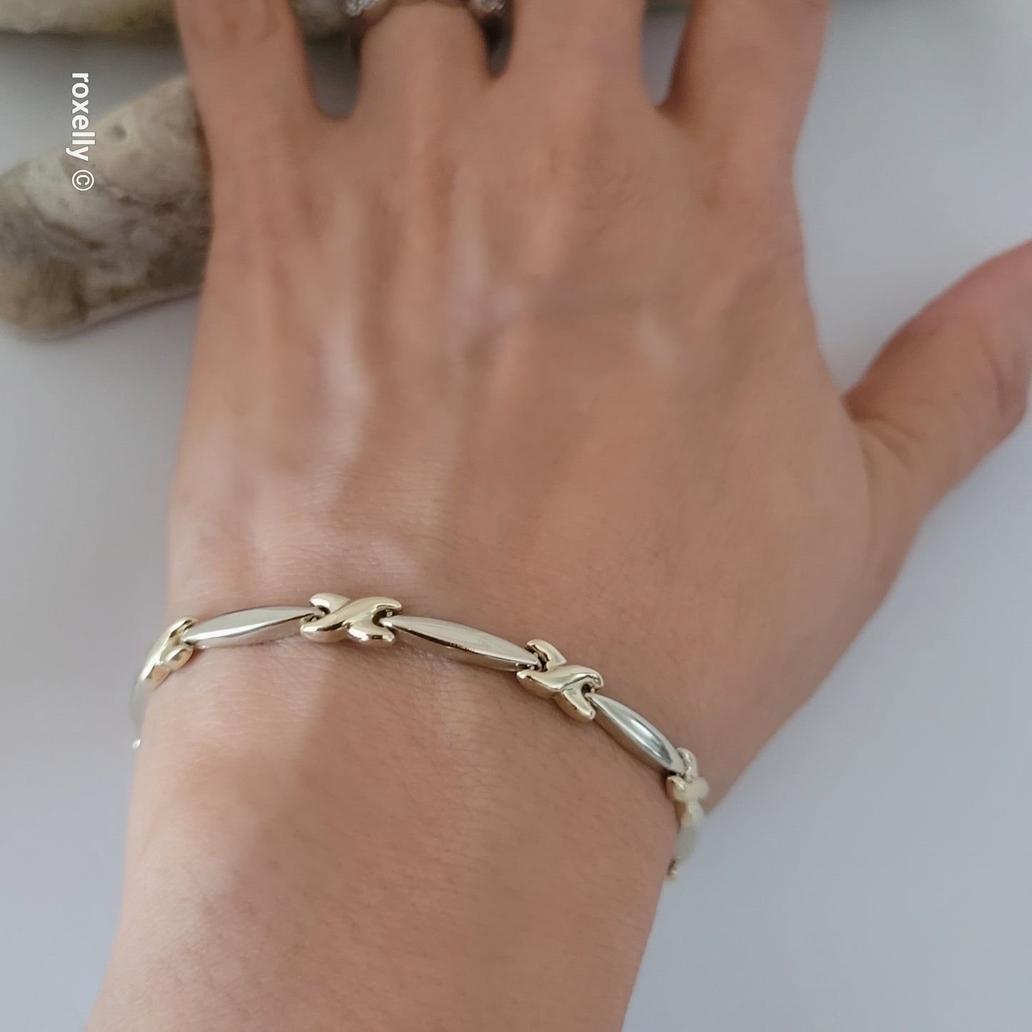 14K Two-Tone Gold XOXO Design Bracelet 7.5" - Solid Gold