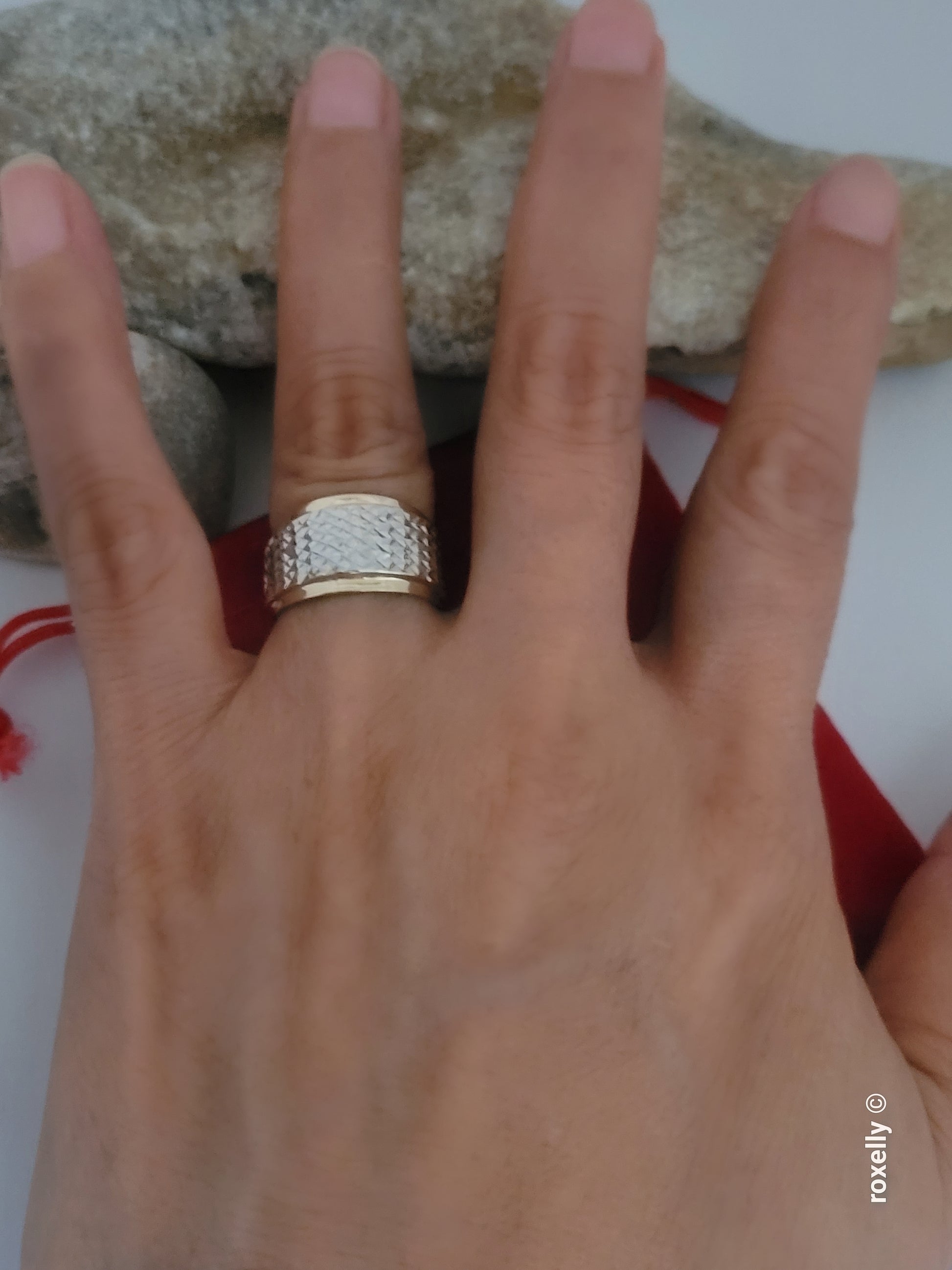 14K Two-Tone Gold Diamond-Cut Band Ring Size 4.75 - Solid Gold - view 7
