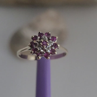 ❤️10k Size 6 Precious Solid Yellow Gold Rubies and Diamond Ring!