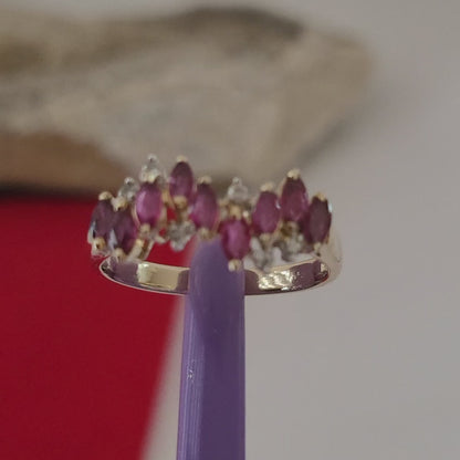 ❤️14k Size 7.25 Lovely Solid Yellow Gold Rubies and Genuine Diamond Ring!