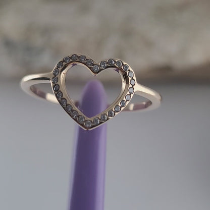 14K Yellow Gold Heart-Shaped Cubic Zirconia Ring Size 8.25 - Solid Gold