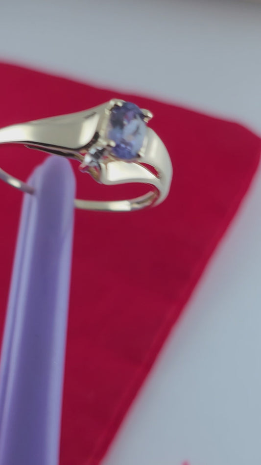 10K Yellow Gold Tanzanite and Diamond Ring Size 9.25, Solid Gold!