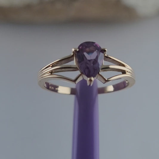 10K Yellow Gold Purple Sapphire Gemstone Ring Size 6.75, Solid gold
