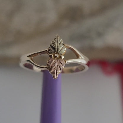 ❤️10k Size 6 Precious Solid Yellow Gold Leaves-Shaped Black Hills Ring!