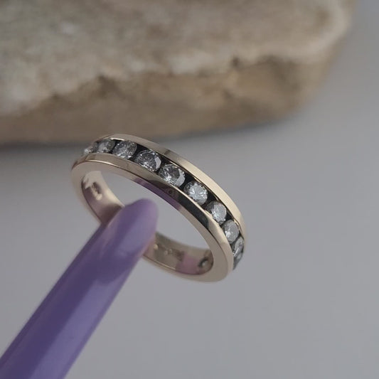 14K Yellow Gold Genuine Diamonds Band Ring Size 5.5 - Solid Gold