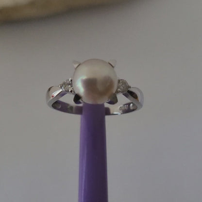 ❤️900 rhodium freshwater Pearl Ring with 0.12 ct Genuine Diamonds - Size 6.5!