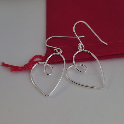 ❤️925 Lovely Sterling Silver Heart-Shaped Earrings!