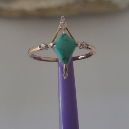 14k Rose Gold Turquoise and Diamonds Ring Size 7.5 Solid Gold!