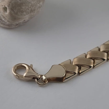 14K Yellow Gold Woven Chevron Link Bracelet, 7.25” Solid Gold – Made in Turkey