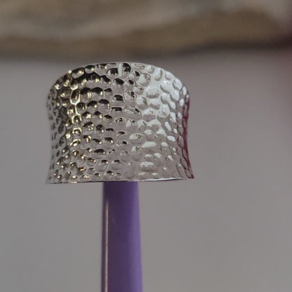 ❤️925 Size 6.25 Beautiful Sterling Silver Hammered Design Ring!