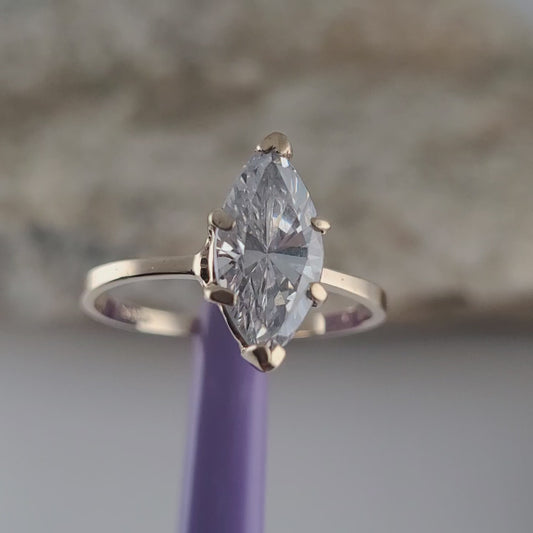 14K Yellow Gold White Cubic Zirconia Cocktail Ring Size 7.5 - Solid Gold