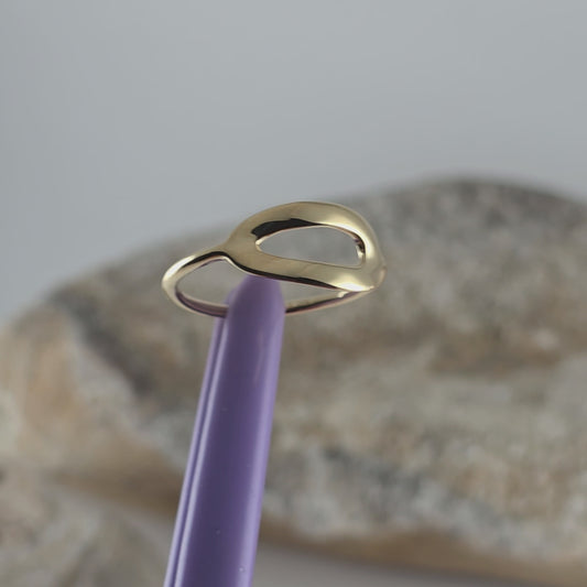 IPPOLITA 18k Solid Gold Modern Minimalist Lightweight Ring – Size 4.75