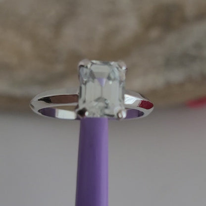 ❤️14k Size 6.75 Beautiful Solid White Topaz Ring!