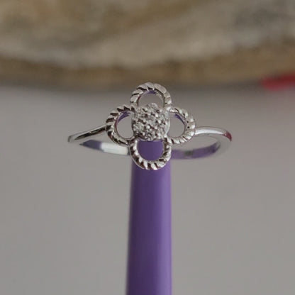 ❤️925 Size 7 Precious Sterling Silver Cubic Zirconia Ring!