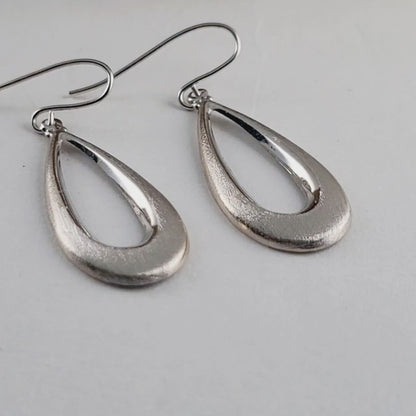 14K White Gold Lightweight Small Comfortable Brushed Finish Earrings!