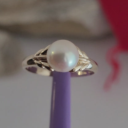 ❤️14k Size 6.75 Precious Solid Yellow Fresh-Water Pearl Ring!