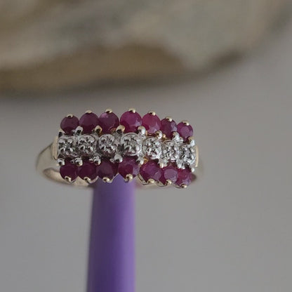 ❤️10k Size 7.5 Beautiful Solid Yellow Gold Ruby and Genuine Diamond Ring!