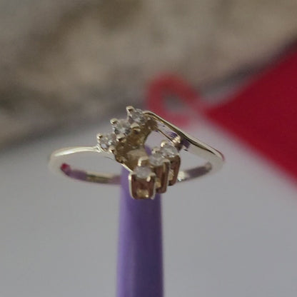 ❤️14k Size 6 Beautiful Solid Yellow Gold Genuine Diamond Ring!