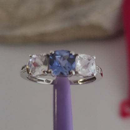 ❤️10k Size 8 Fancy Solid White Gold Sapphire and White Topaz Ring!