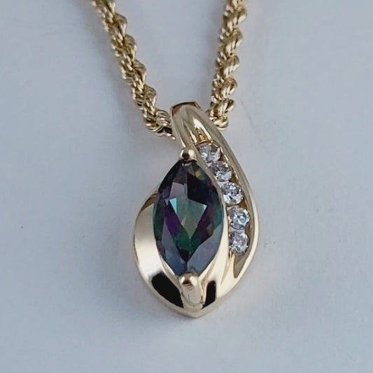 10K Yellow Gold Rope Chain and Mystic Pendant!
