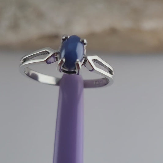 10K White Gold Blue Sapphire Star Ring Size 4.75 - Solid Gold!