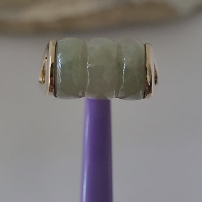 14k Yellow Gold Natural Jade Ring Size 9 Solid Gold!