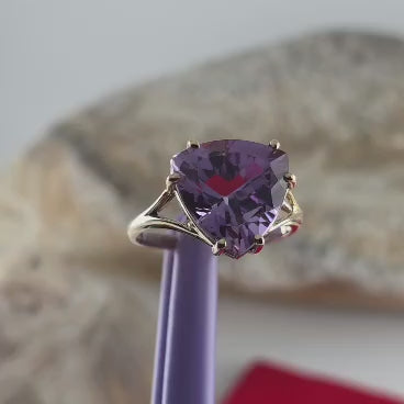10K Yellow Gold Amethyst Cocktail Ring Size 6, Solid Gold!