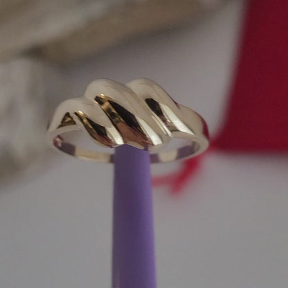 ❤️10k Size 8.25 Precious Solid Yellow Gold Grooved Puffy Band Ring!