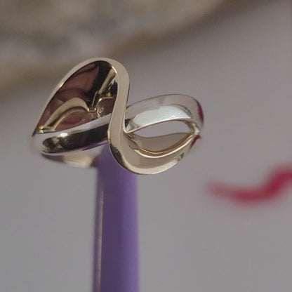 ❤️14k Size 6.5 Elegant Solid White and Yellow Gold Cocktail Ring!