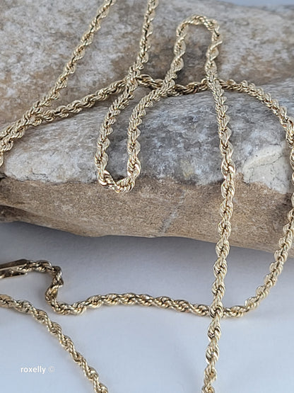 10K Yellow Gold Rope Chain and Mystic Pendant!
